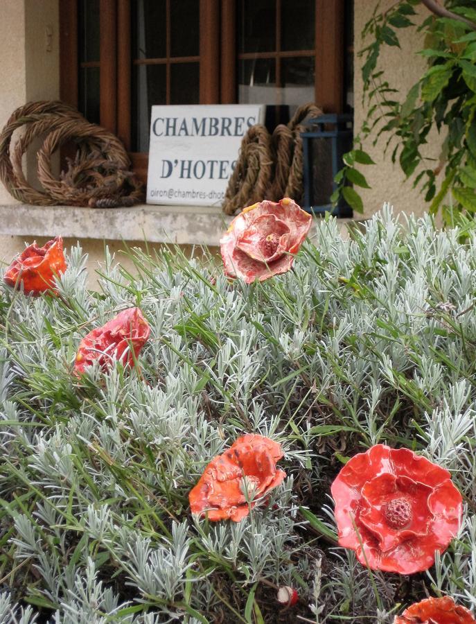 Chambre D'Hotes Oiron, Deux Sevres - Not Near Taize, Burgundy Bed & Breakfast Exterior foto